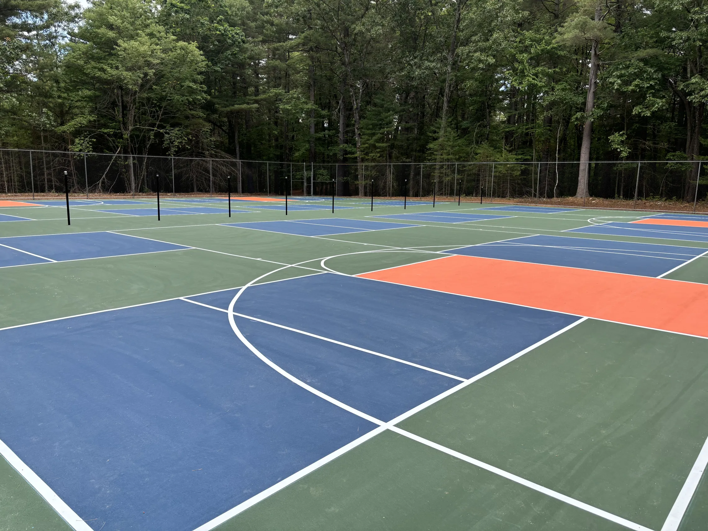 New Outdoor pickleball courts